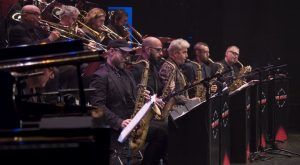 5 saxos a la corda de saxos